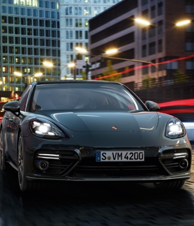 Porsche.si